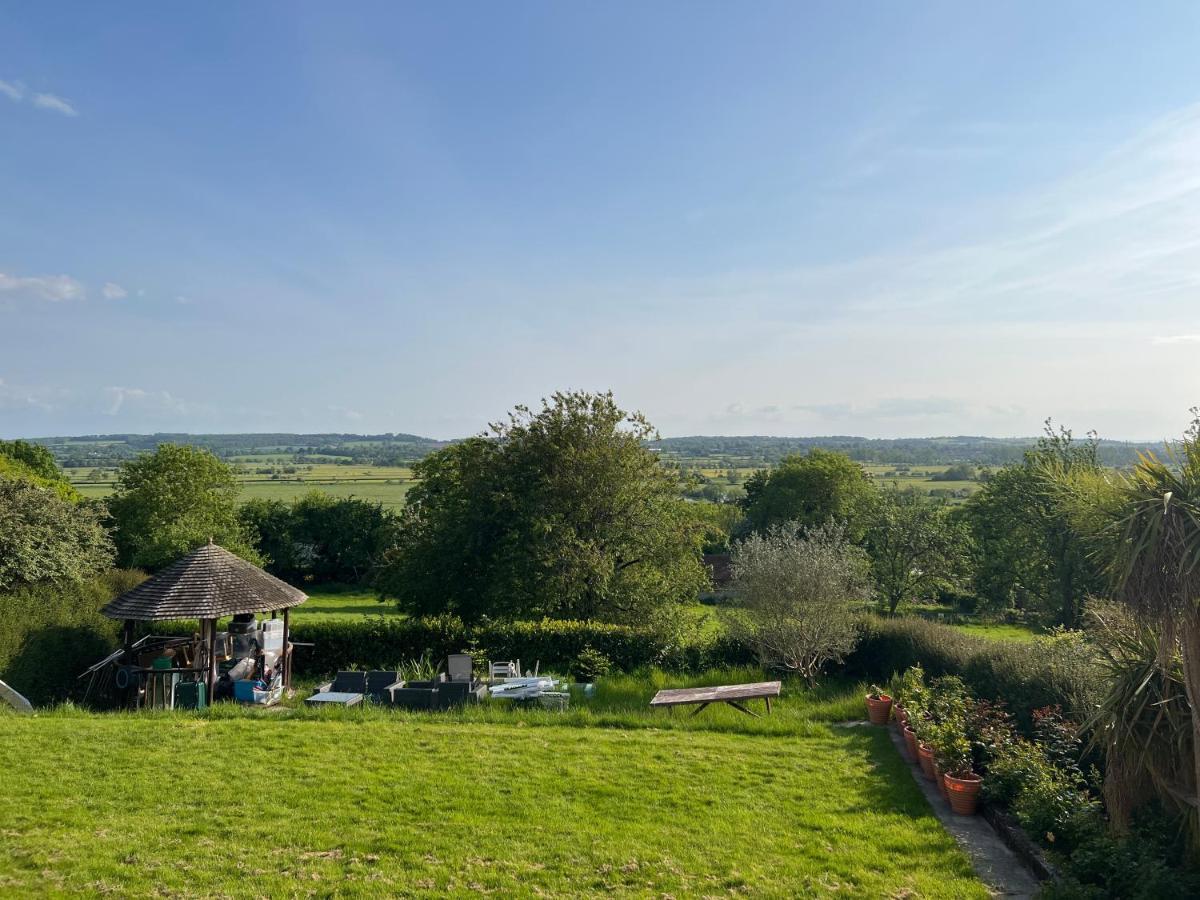 Glastonbury Vista Luaran gambar